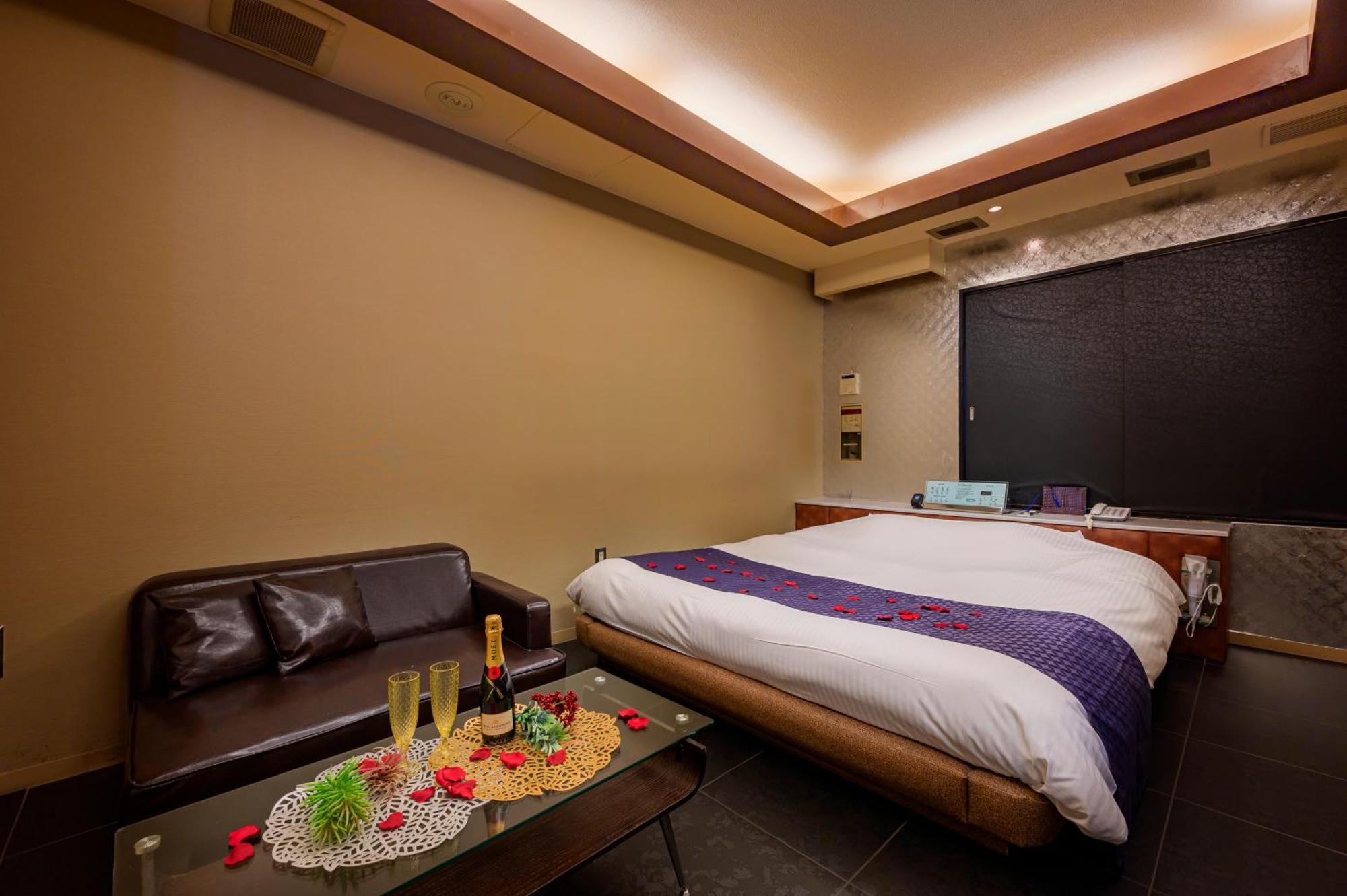 Hotel Mobilia (Adults Only) Tsurugashima Luaran gambar